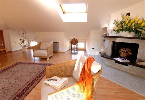 Hotel San Gerolamo Vercurago Екстер'єр фото