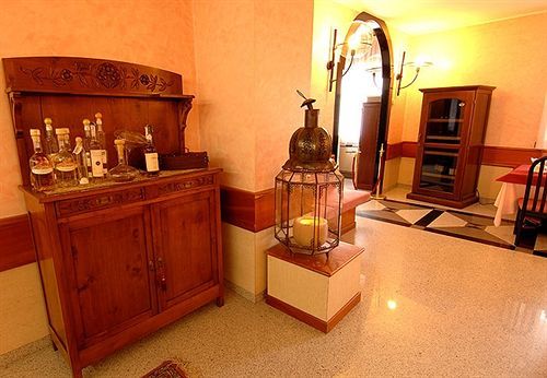 Hotel San Gerolamo Vercurago Екстер'єр фото