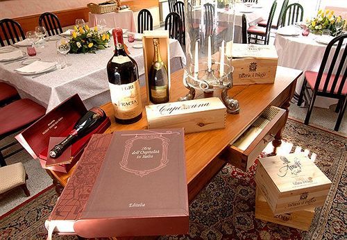 Hotel San Gerolamo Vercurago Екстер'єр фото